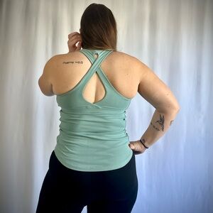 Lululemon Sweat Reps 2 in 1 tank